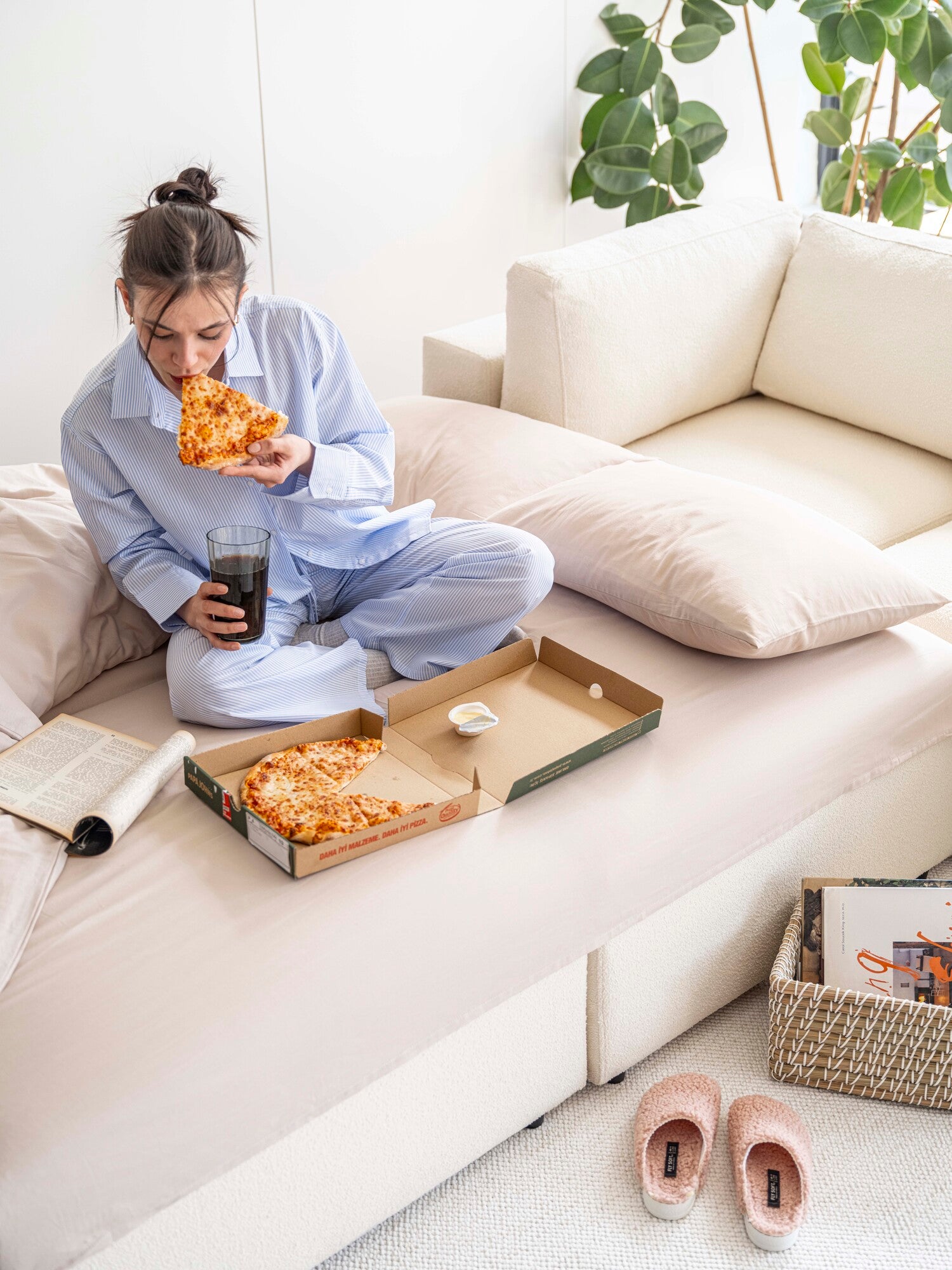 Nest U Shaped Sectional Modular Sofa Bed with Pouf Teddy Cream 6