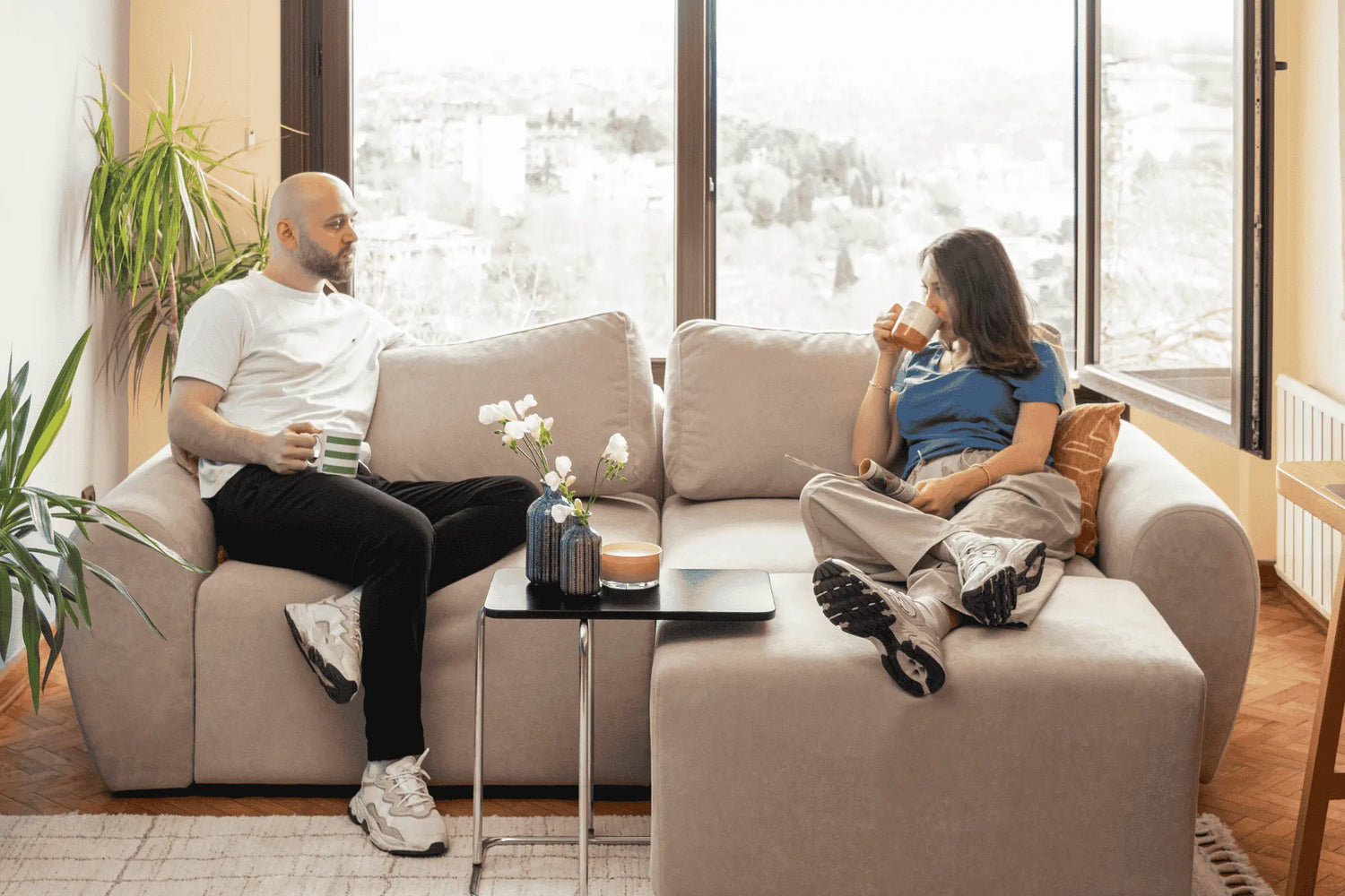 Choosing the Right Sectional Sofa for Small Spaces